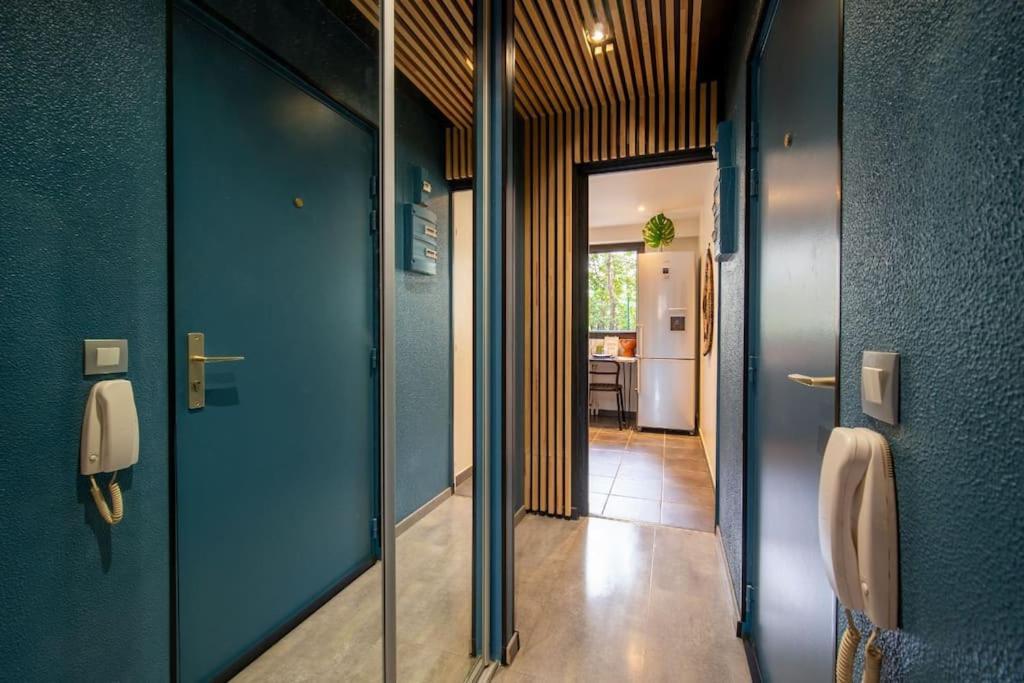 Air-Conditioned Apartment With Private Parking 마르세유 외부 사진
