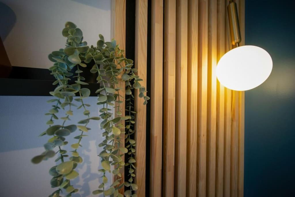 Air-Conditioned Apartment With Private Parking 마르세유 외부 사진